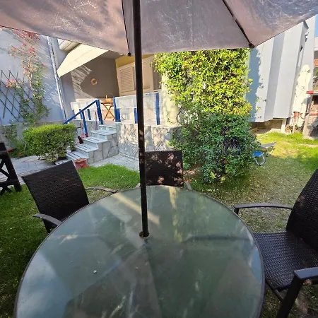 Gardens Villa, *