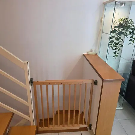 빌라 Gardens Villa, 페프코초리
