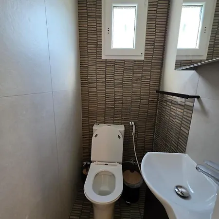 빌라 Gardens Villa, 페프코초리