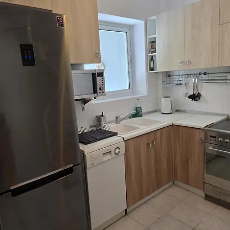 Gardens Villa, * 페프코초리